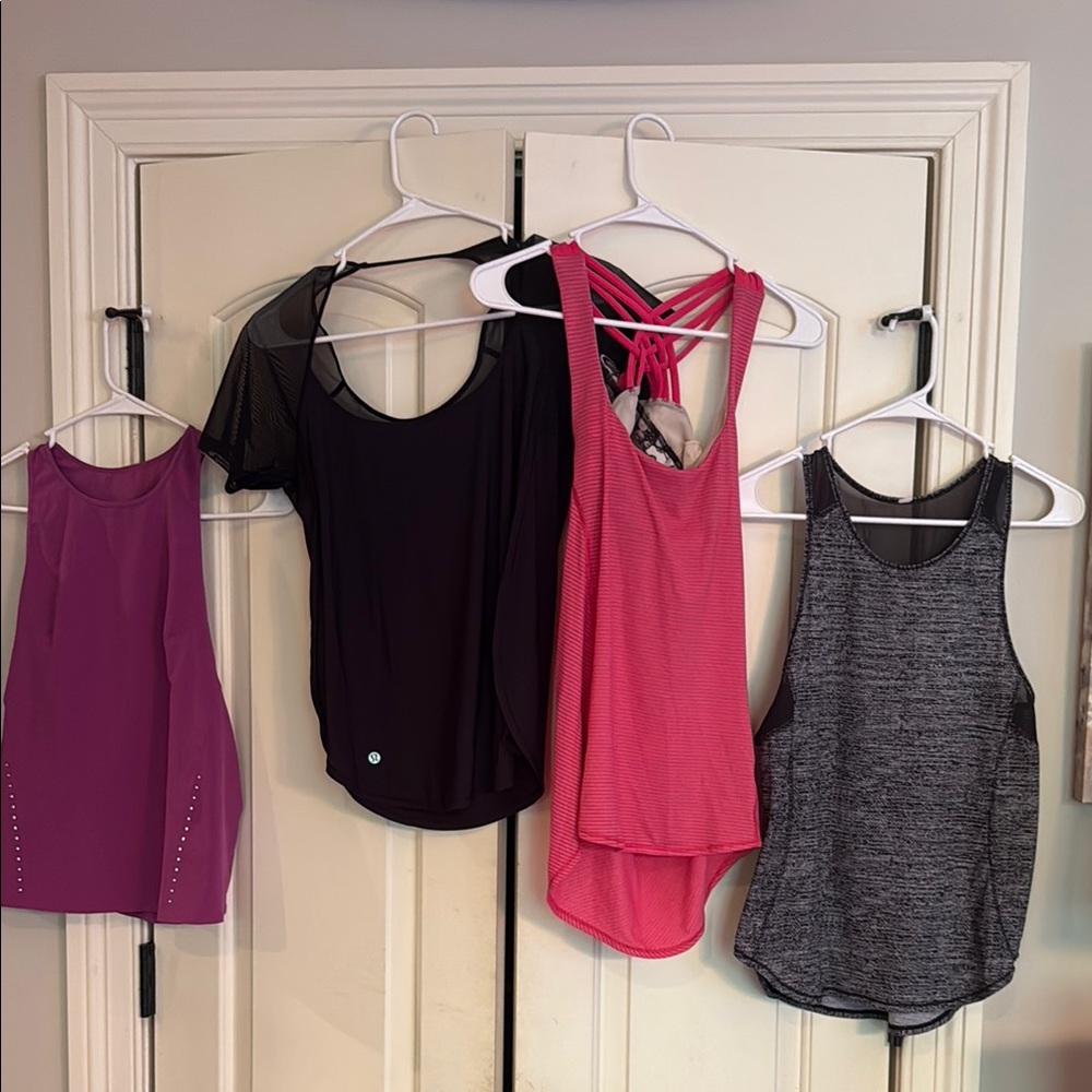 4 Women’s Size 4 Small Lululemon Tops